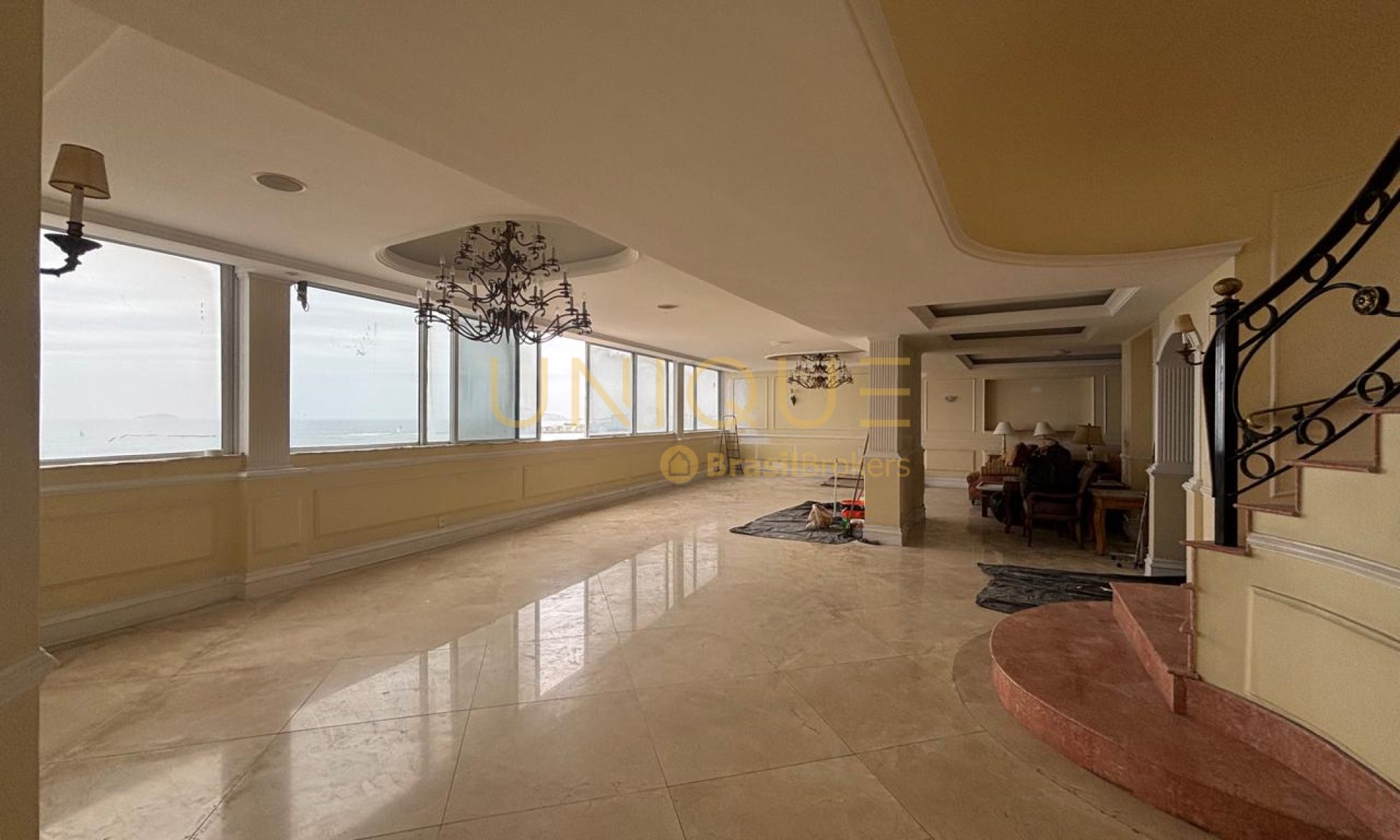 1465870